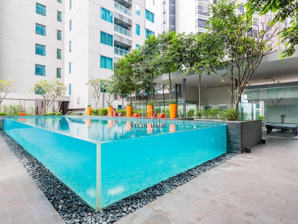 Mercu Summer Suites Klcc By Veedu Hauz Kuala Lumpur Exterior photo